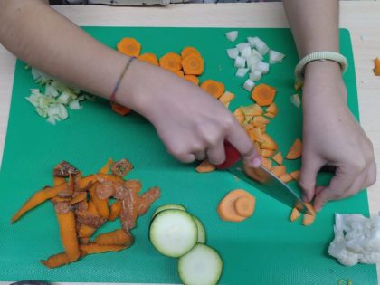 Fermentar per transformar: repensem l’aprofitament alimentari a les escoles